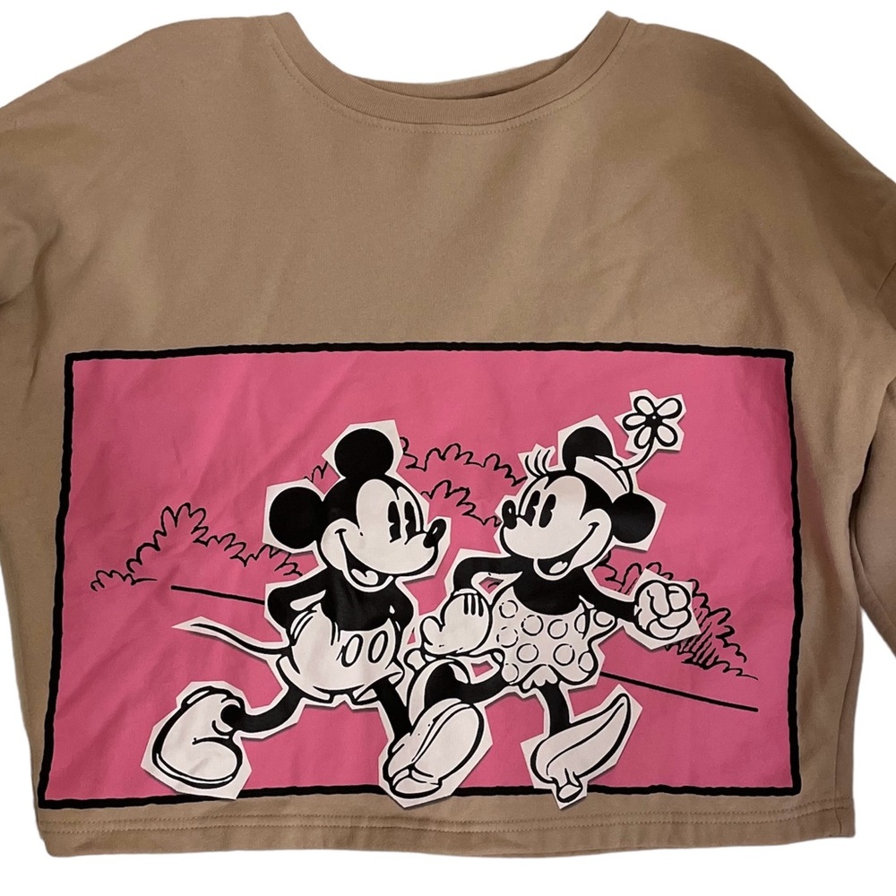 Long-Sleeved Mickey Mouse Cartoon Sweatshirt